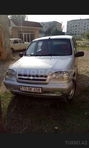 Chevrolet Niva 2004, 250,000 km - 1.7 l - Neftçala