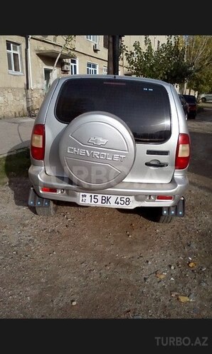 Chevrolet Niva 2004, 250,000 km - 1.7 l - Neftçala