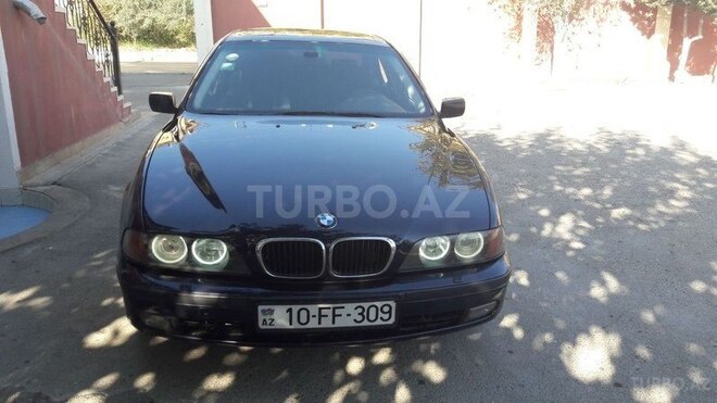 BMW 528 1998, 297,000 km - 2.8 л - Bakı