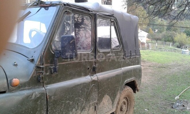 UAZ 469 1980, 100,000 km - 0.3 л - Lerik