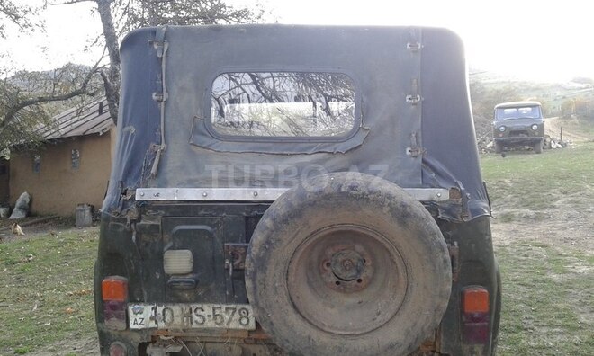 UAZ 469 1980, 100,000 km - 0.3 л - Lerik