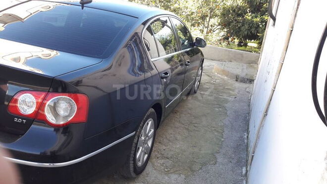 Volkswagen Passat 2005, 224,000 km - 2.0 l - Bakı