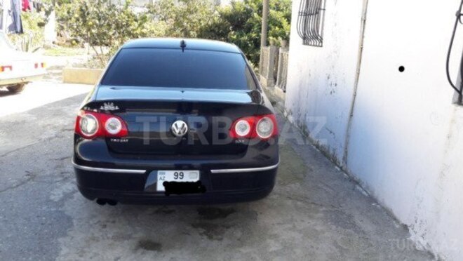 Volkswagen Passat 2005, 224,000 km - 2.0 l - Bakı