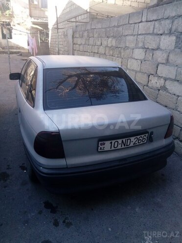 Opel Astra 1993, 488,000 km - 1.7 l - Bakı
