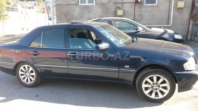 Mercedes C 180 1995, 310,000 km - 1.8 л - Bakı