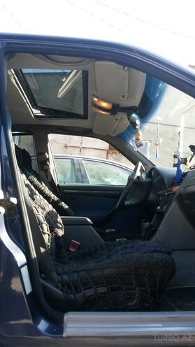 Mercedes C 180 1995, 310,000 km - 1.8 л - Bakı