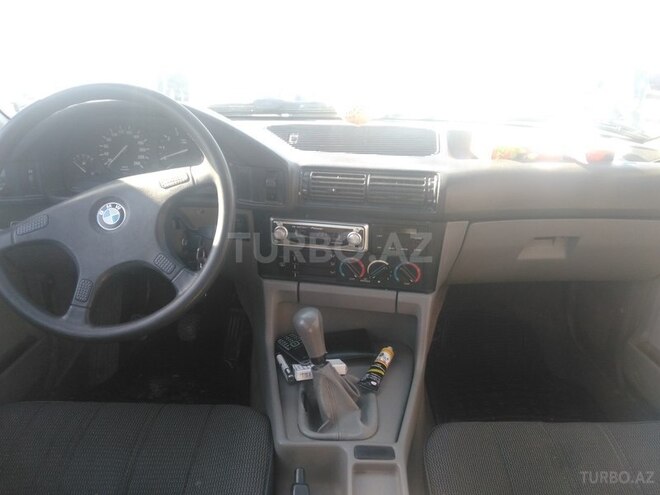 BMW 525 1988, 391,761 km - 2.5 l - Bakı