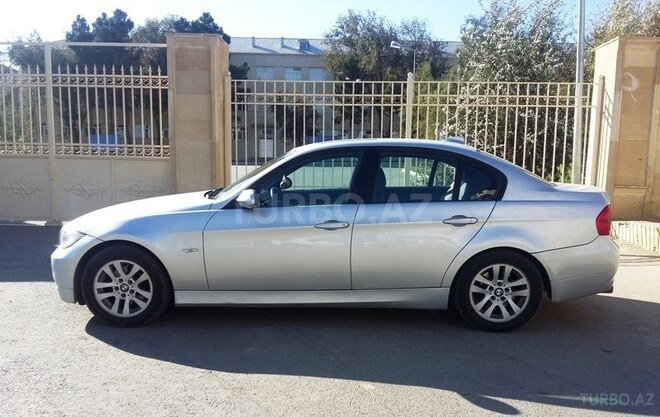 BMW 325 2006, 250,000 km - 2.5 l - Bakı