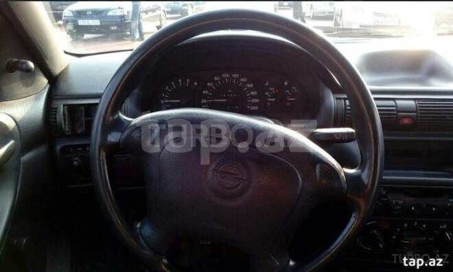 Opel Astra 1995, 284,000 km - 1.7 l - Bakı