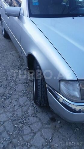 Mercedes C 230 1996, 381,000 km - 2.3 l - Bakı