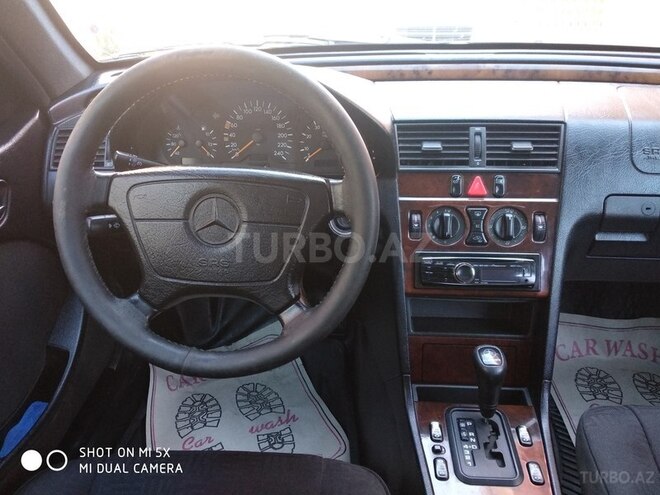 Mercedes C 180 1998, 147,000 km - 1.8 l - Bakı