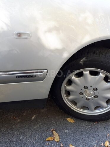 Mercedes E 240 1999, 248,459 km - 2.4 l - Qəbələ