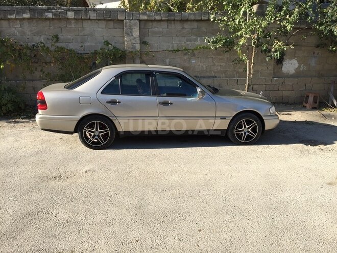 Mercedes C 180 1994, 213,246 km - 1.8 л - Bakı