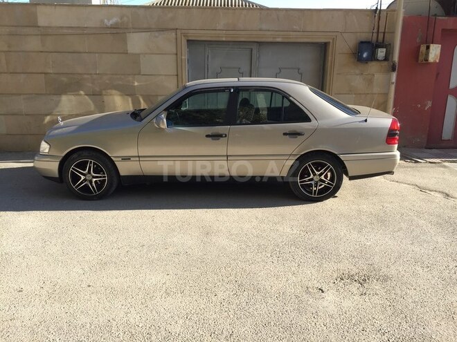 Mercedes C 180 1994, 213,246 km - 1.8 л - Bakı