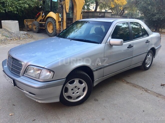 Mercedes C 200 1999, 260,000 km - 0.2 l - Bakı
