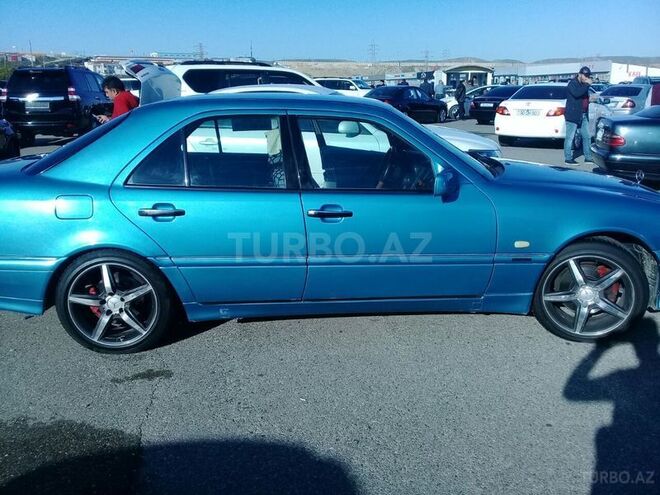 Mercedes C 240 1998, 27,000 km - 2.4 л - Sabirabad