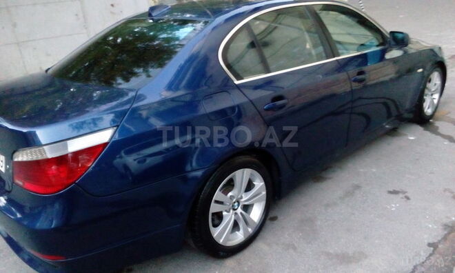 BMW 525 2004, 250,000 km - 2.5 л - Bakı