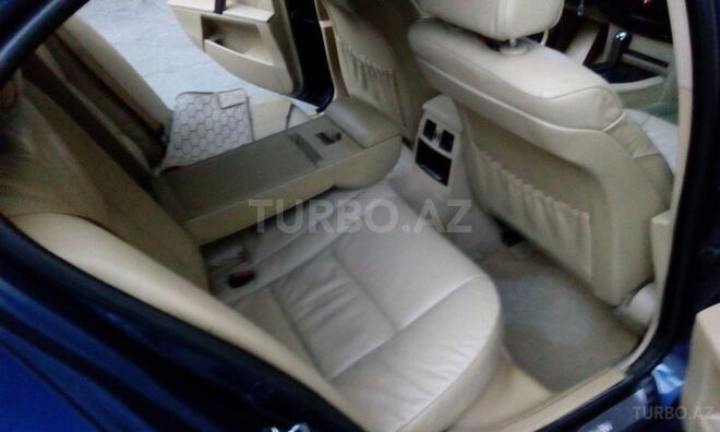 BMW 525 2004, 250,000 km - 2.5 л - Bakı
