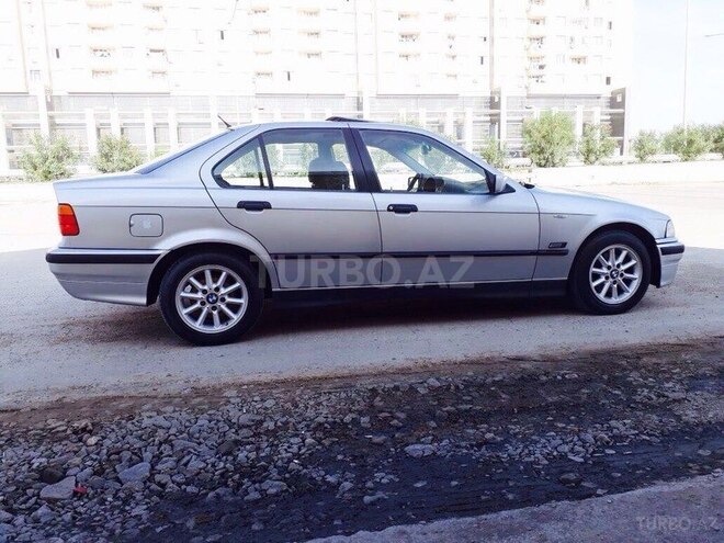BMW 320 1994, 384,752 km - 2.0 l - Bakı