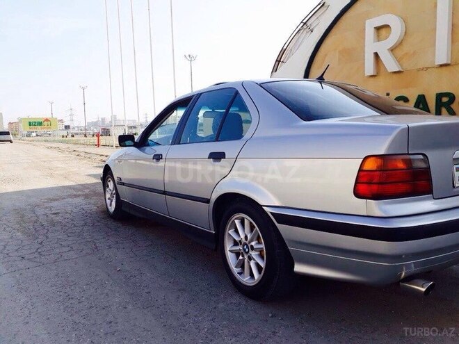 BMW 320 1994, 384,752 km - 2.0 l - Bakı