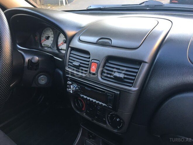 Nissan Sunny 2005, 172,000 km - 1.3 л - Bakı