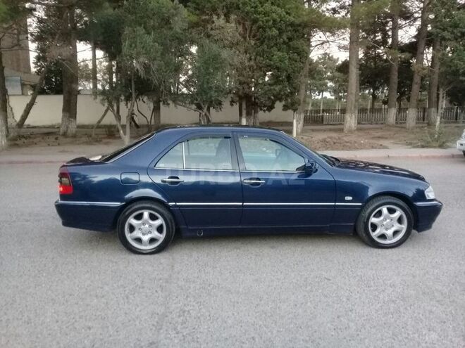 Mercedes C 200 1999, 198,000 km - 2.0 л - Sumqayıt