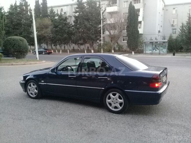 Mercedes C 200 1999, 198,000 km - 2.0 л - Sumqayıt