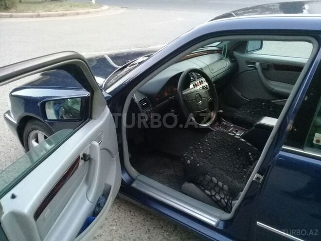 Mercedes C 200 1999, 198,000 km - 2.0 л - Sumqayıt