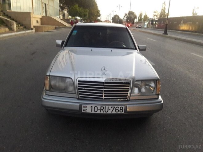 Mercedes E 200 1994, 360,215 km - 2.0 л - Bakı