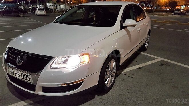 Volkswagen Passat 2006, 105,000 km - 2.0 l - Bakı