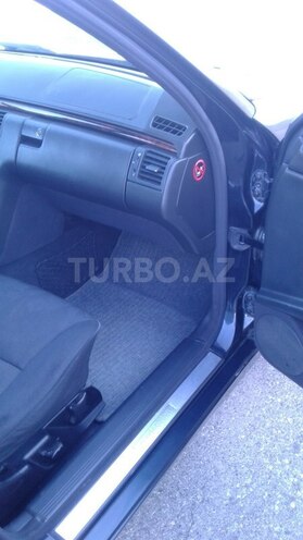 Mercedes E 220 2001, 216,000 km - 2.2 l - Sumqayıt
