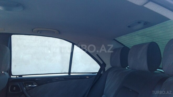 Mercedes E 220 2001, 216,000 km - 2.2 l - Sumqayıt