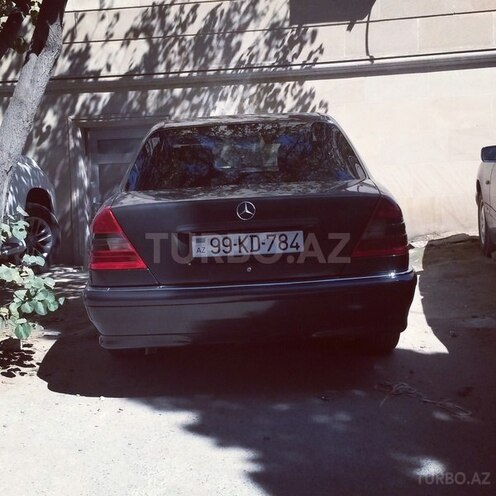 Mercedes C 220 1996, 520,452 km - 2.2 л - Saatlı