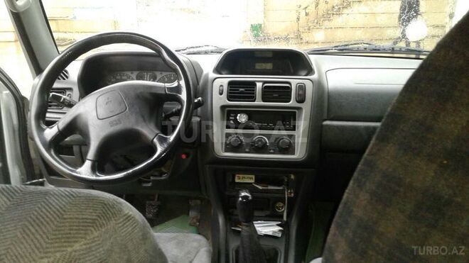 Mitsubishi Pajero io 2000, 169,000 km - 2.0 l - Quba
