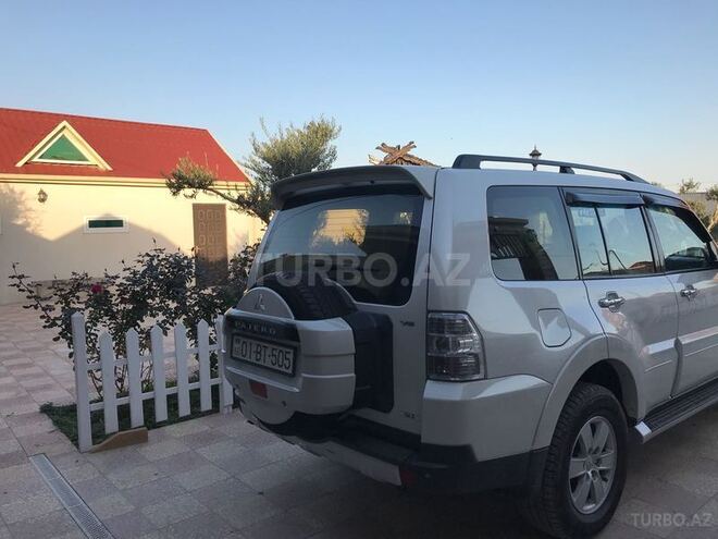 Mitsubishi Pajero 2007, 99,000 km - 3.0 л - Bakı