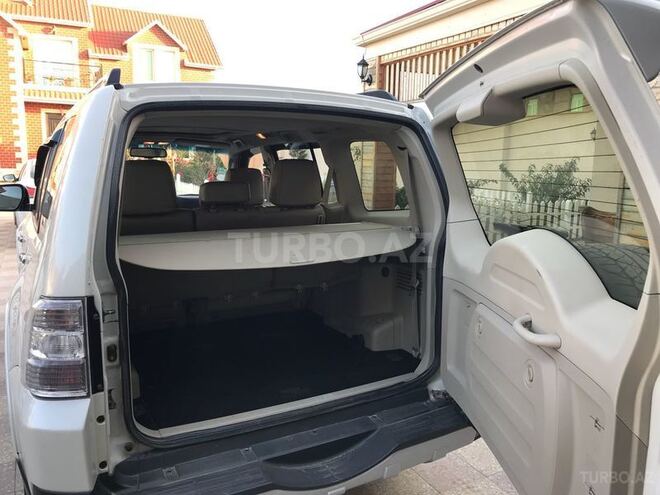 Mitsubishi Pajero 2007, 99,000 km - 3.0 л - Bakı