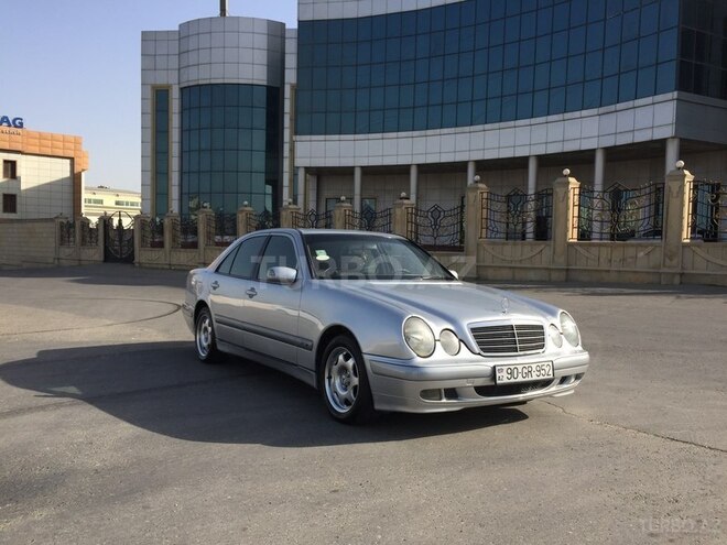 Mercedes E 200 2000, 278,000 km - 2.0 l - Bakı