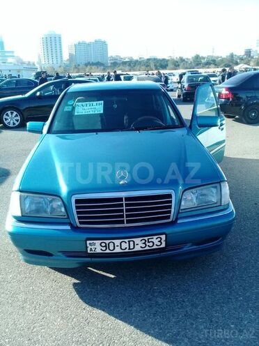 Mercedes C 240 1998, 270,000 km - 2.4 л - Sabirabad