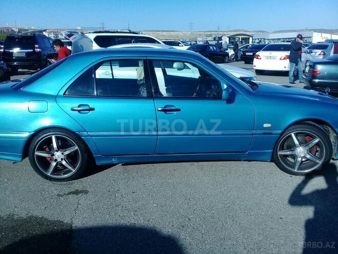 Mercedes C 240 1998, 270,000 km - 2.4 л - Sabirabad