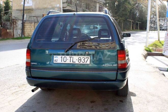 Opel Astra 1995, 450,000 km - 1.6 l - Bakı