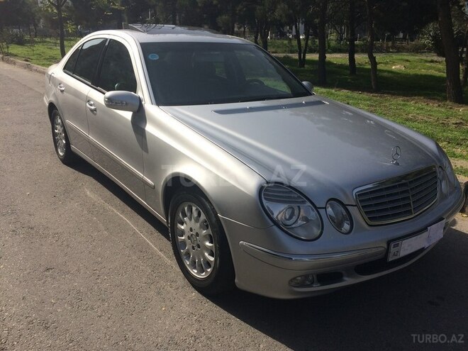 Mercedes E 240 2003, 188,500 km - 2.6 l - Bakı