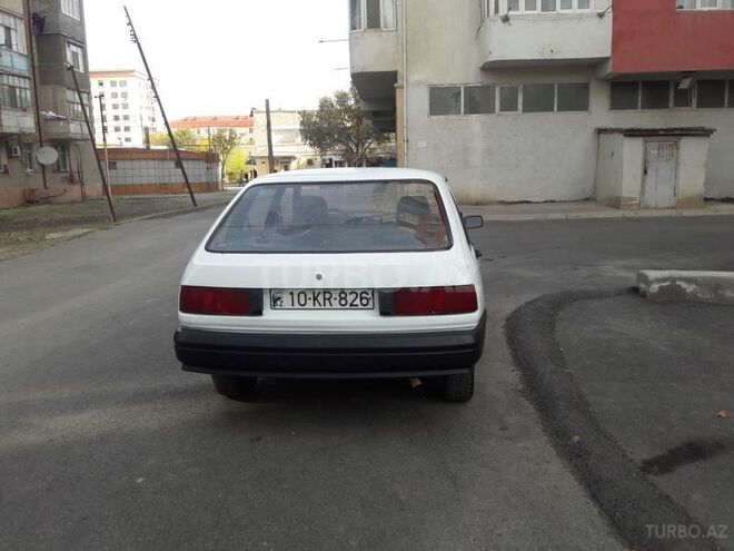 IJ 2126 Oda 2002, 180,000 km - 1.6 l - Sumqayıt