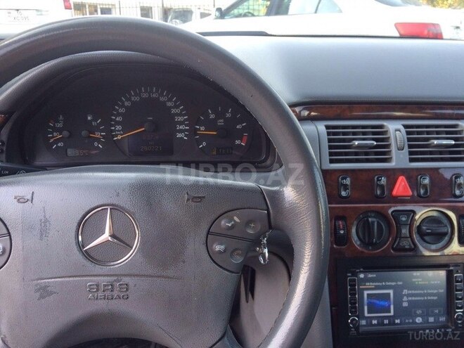 Mercedes E 270 2000, 290,000 km - 2.7 л - Bakı