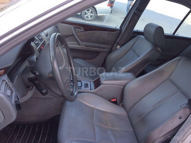 Mercedes E 270 2000, 290,000 km - 2.7 л - Bakı