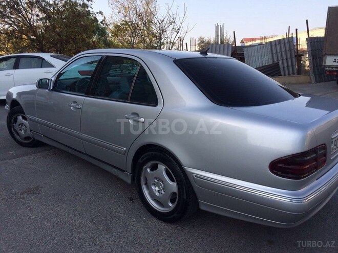 Mercedes E 270 2000, 290,000 km - 2.7 л - Bakı