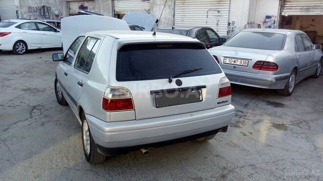 Volkswagen Golf 1996, 257,000 km - 2.0 l - Bakı