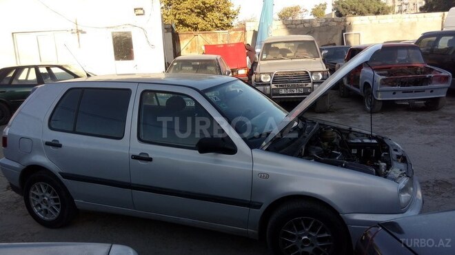 Volkswagen Golf 1996, 257,000 km - 2.0 l - Bakı