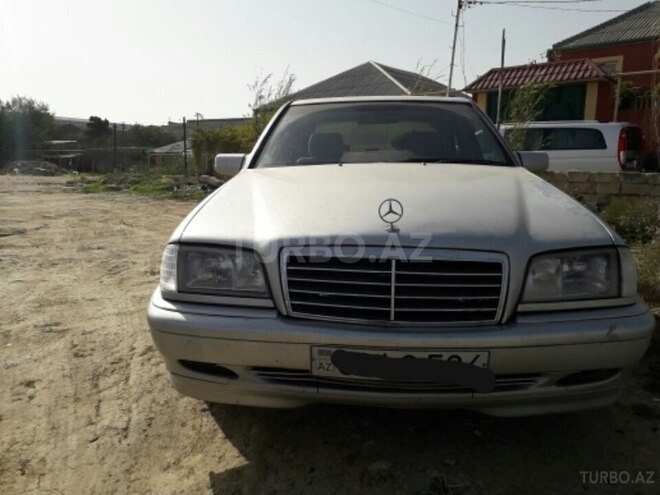 Mercedes C 220 1998, 255,500 km - 2.2 l - Bakı
