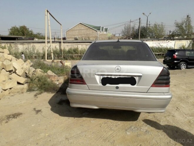 Mercedes C 220 1998, 255,500 km - 2.2 l - Bakı