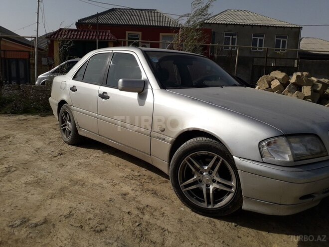 Mercedes C 220 1998, 255,500 km - 2.2 l - Bakı